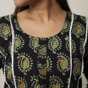 Black - Hand Batik Printed Cotton Straight Kurta with Lace Work 07
