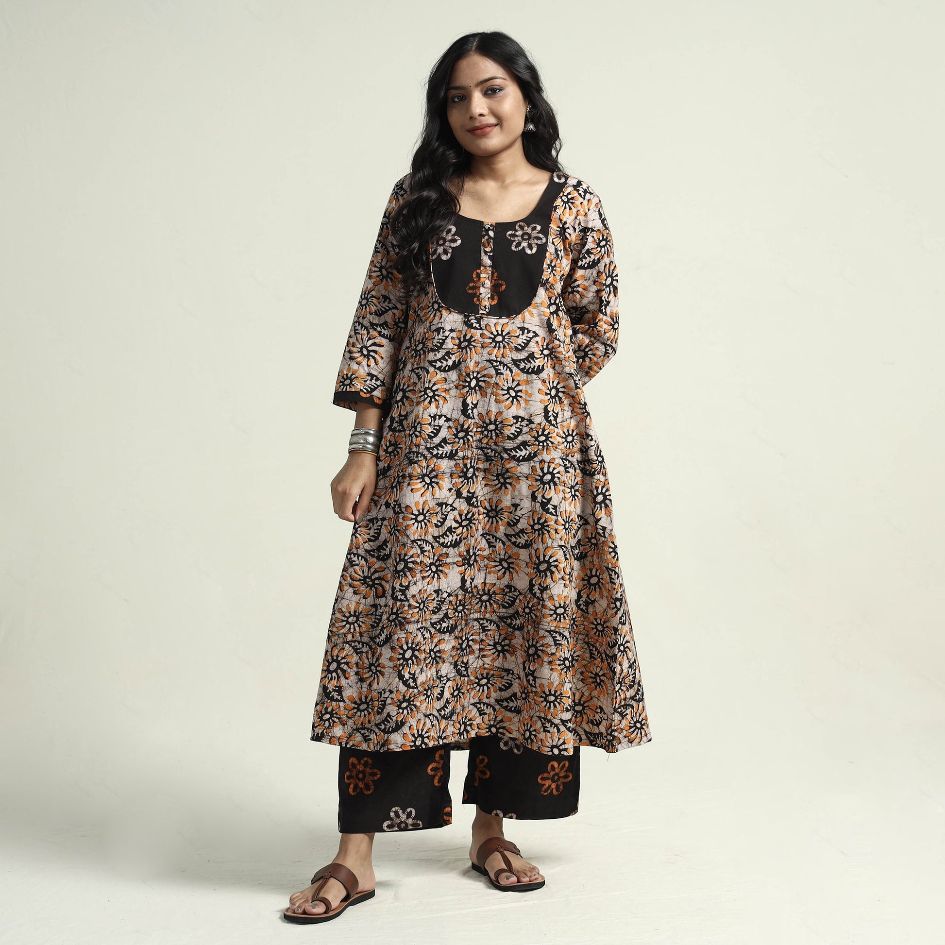 Beige - Cotton Hand Batik Print Kurta Set 12