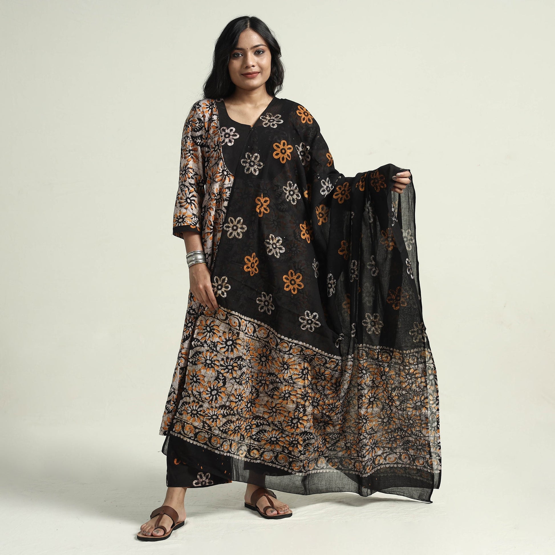Beige - Cotton Hand Batik Print Kurta Set 12