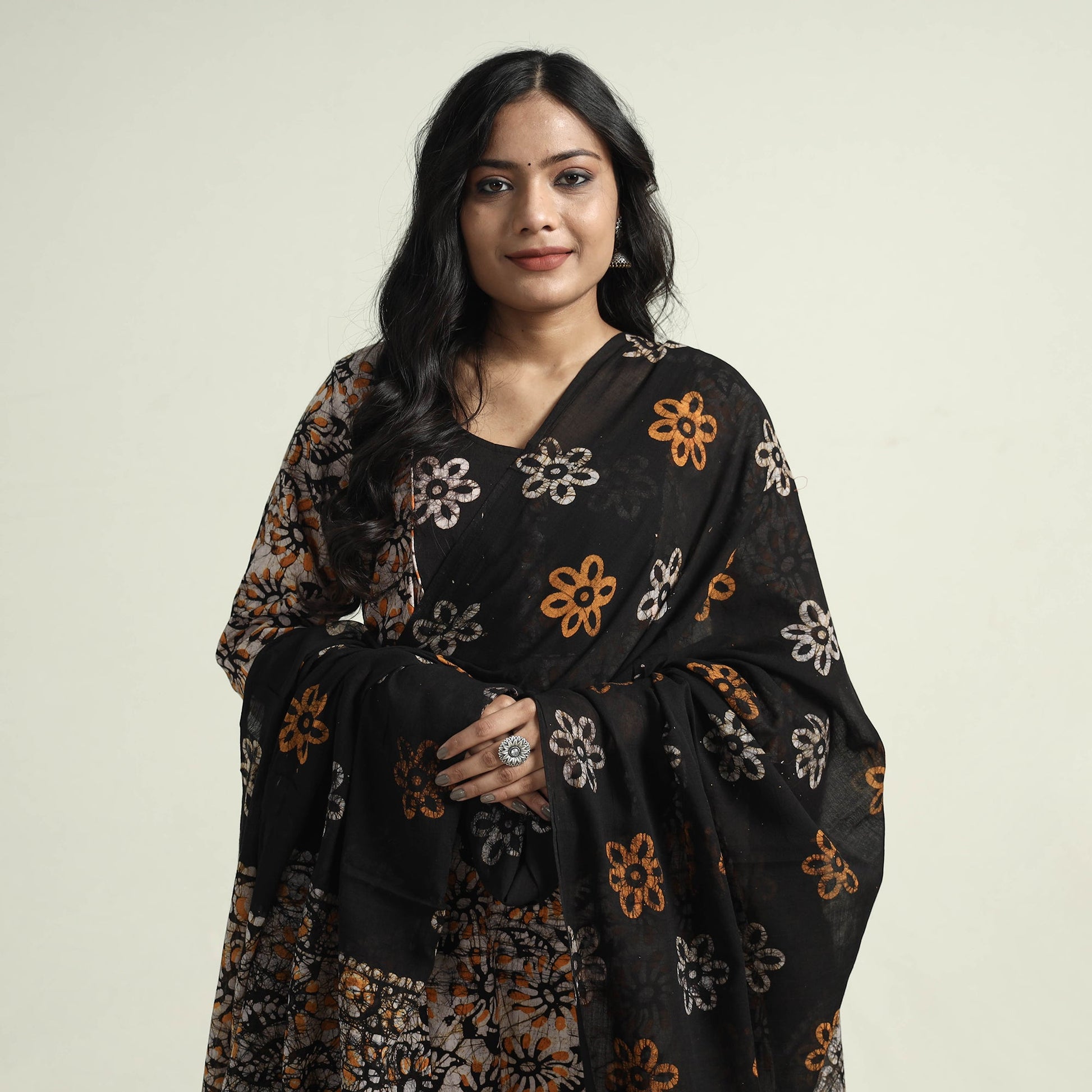 Beige - Cotton Hand Batik Print Kurta Set 12