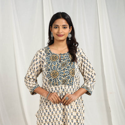 Beige - Block Printed Cotton Straight Ajrakh Kurta 06