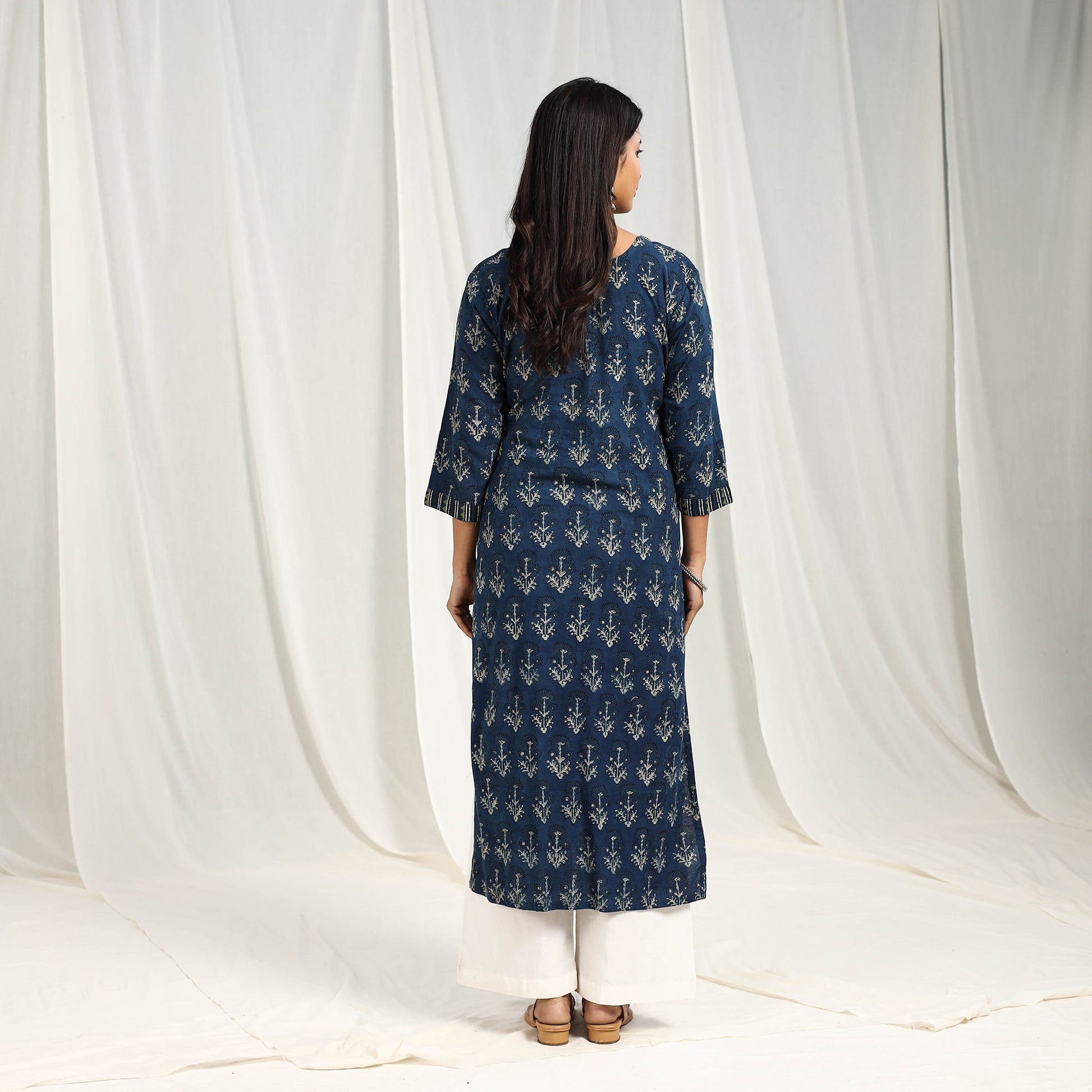 Blue - Block Printed Cotton Straight Ajrakh Kurta 02