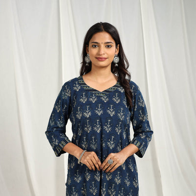 Blue - Block Printed Cotton Straight Ajrakh Kurta 02