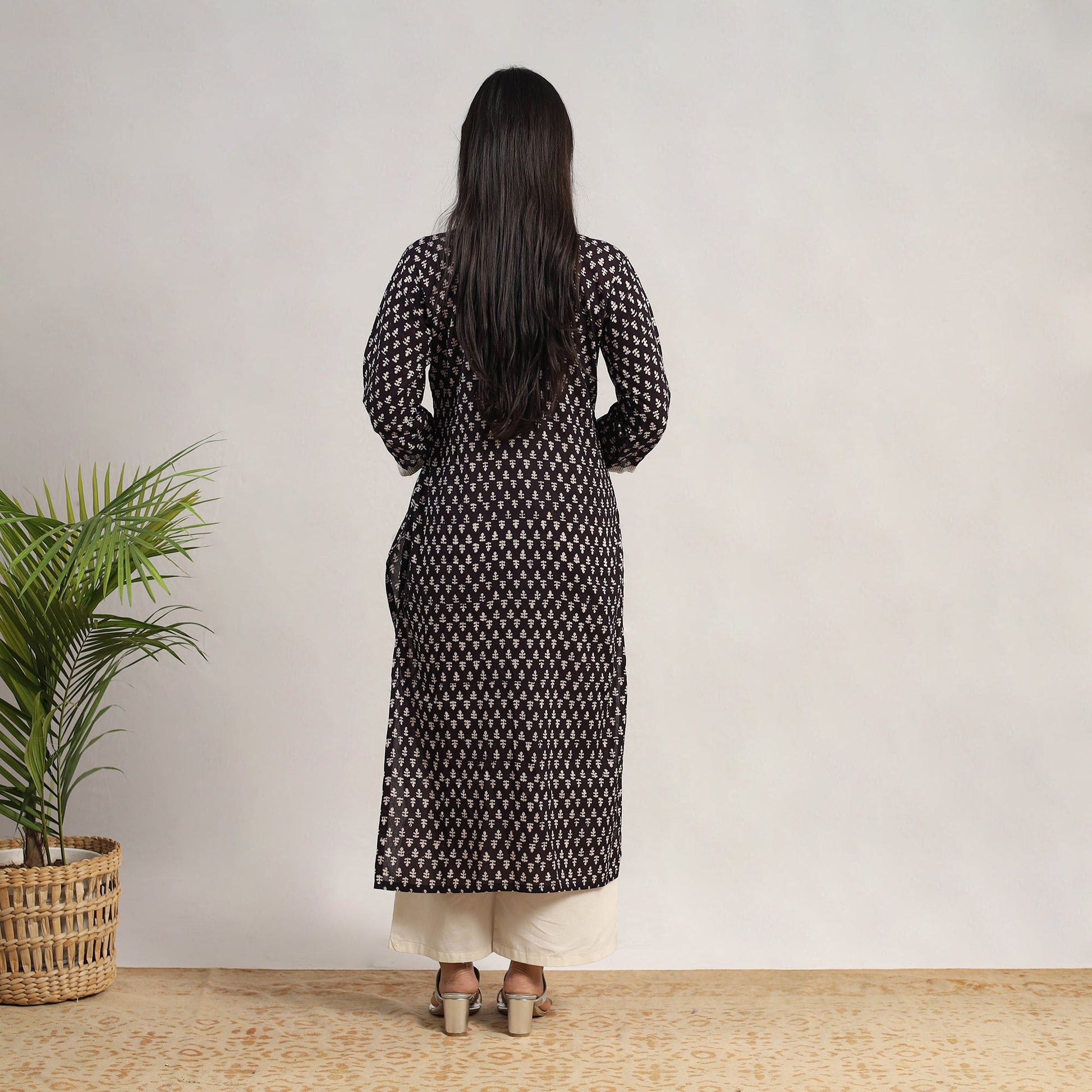 Black - Block Print Mul Cotton Straight Bagh Kurta 10