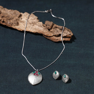 Antique Silver Finish Oxidised Brass Base Stone Work Necklace Set