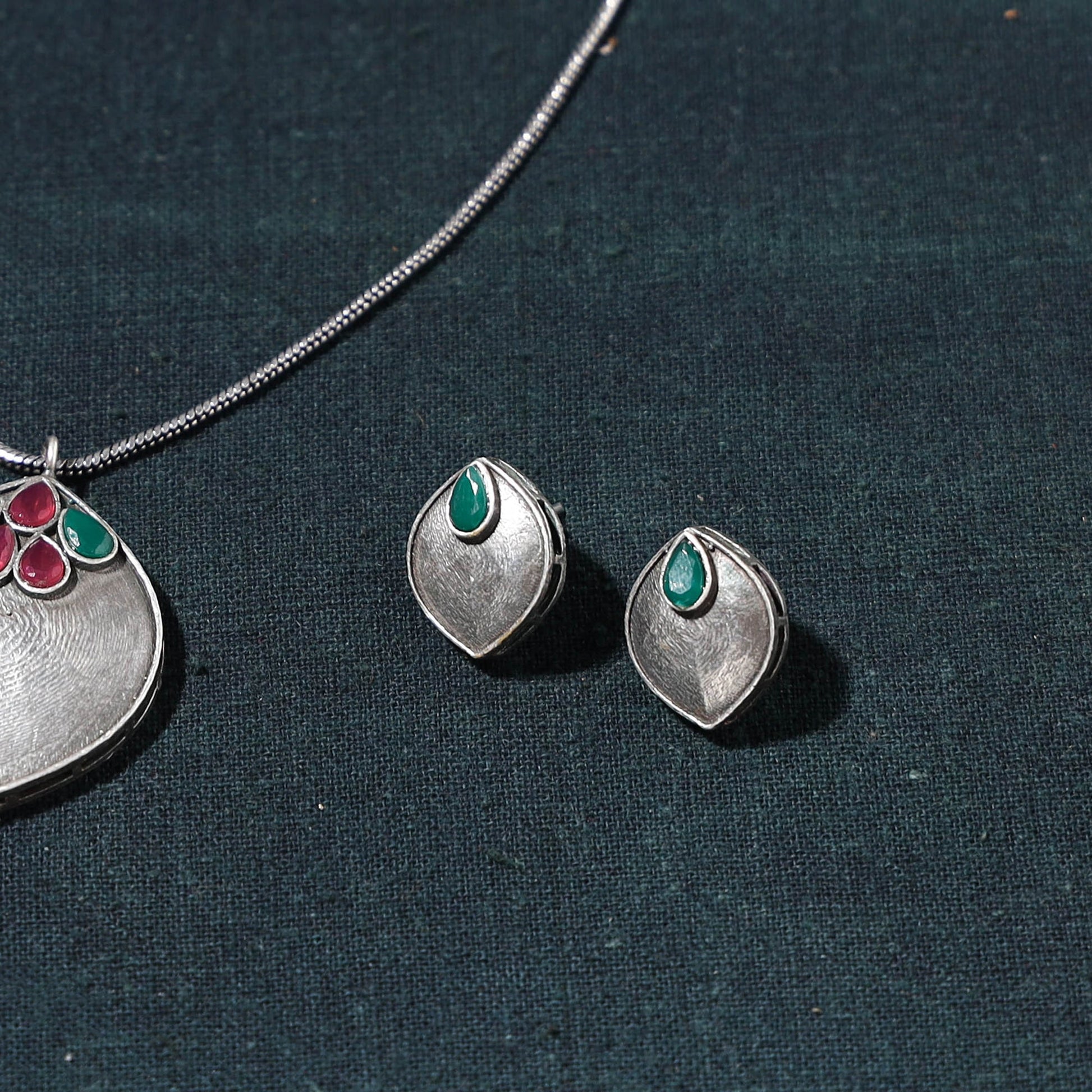 Antique Silver Finish Oxidised Brass Base Stone Work Necklace Set