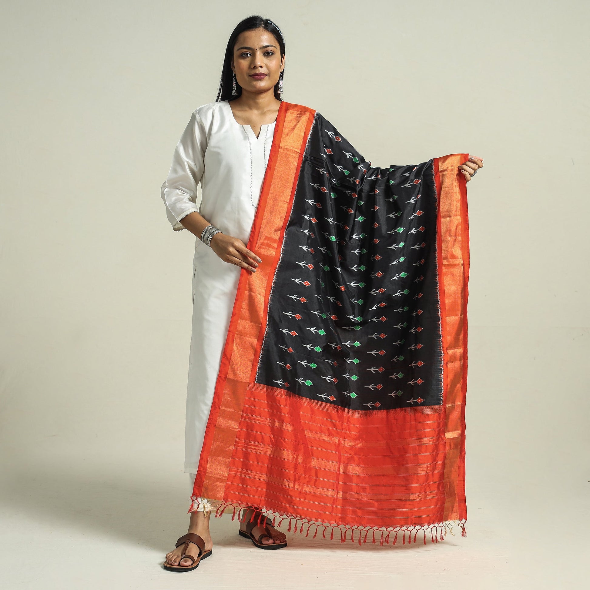 Black - Handwoven Pochampally Ikat Pure Mulberry Silk Dupatta with Zari Border