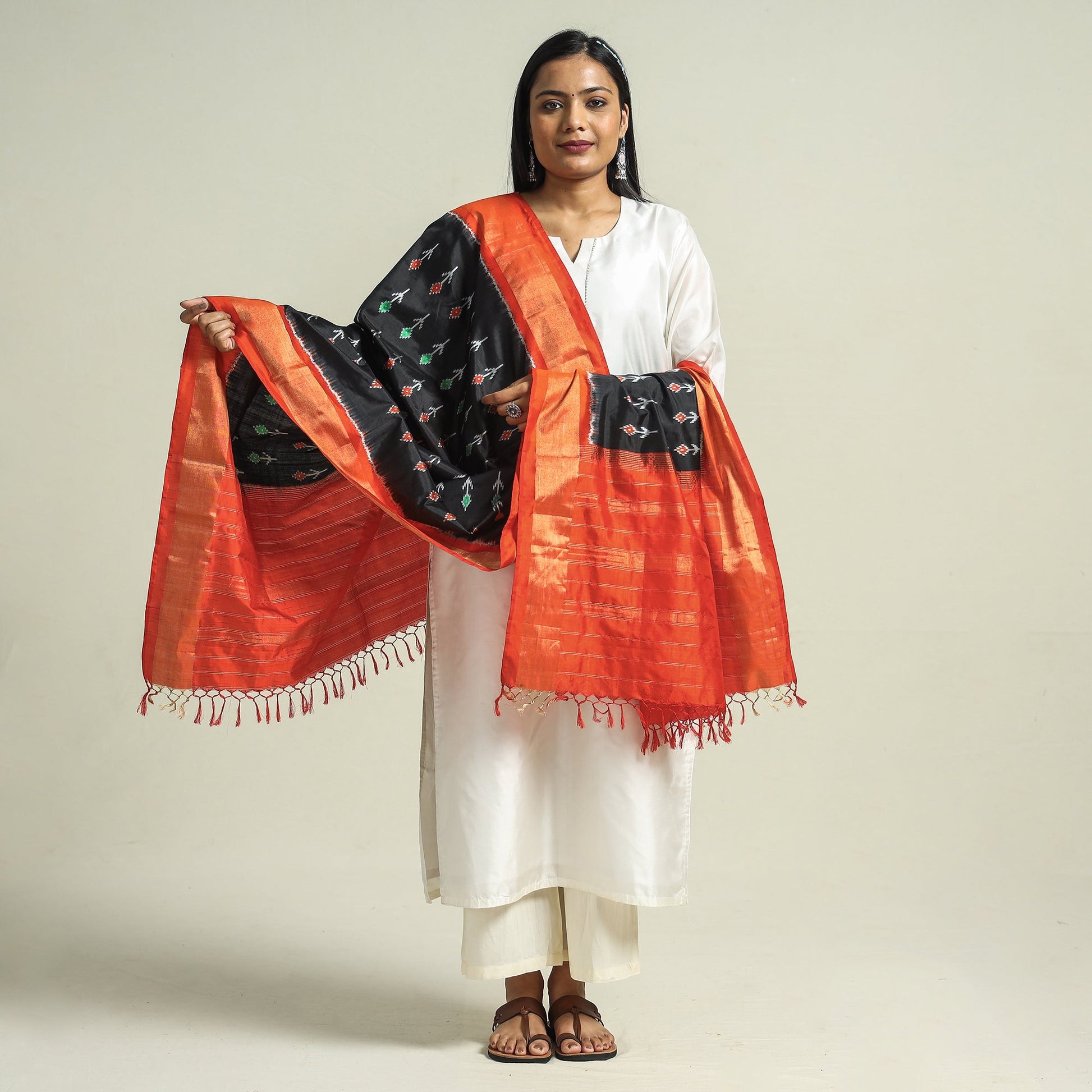 Black - Handwoven Pochampally Ikat Pure Mulberry Silk Dupatta with Zari Border