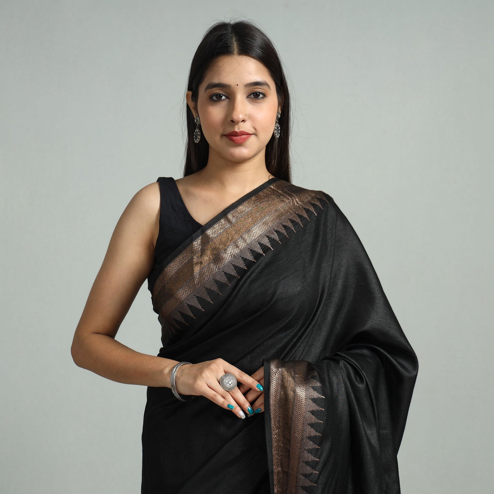 Black - Vidarbha Tussar Bamboo Cotton Handloom Zari Border Saree 20