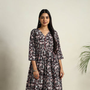 Black - Block Print Cotton Flared Sanganeri Kurta Set 06