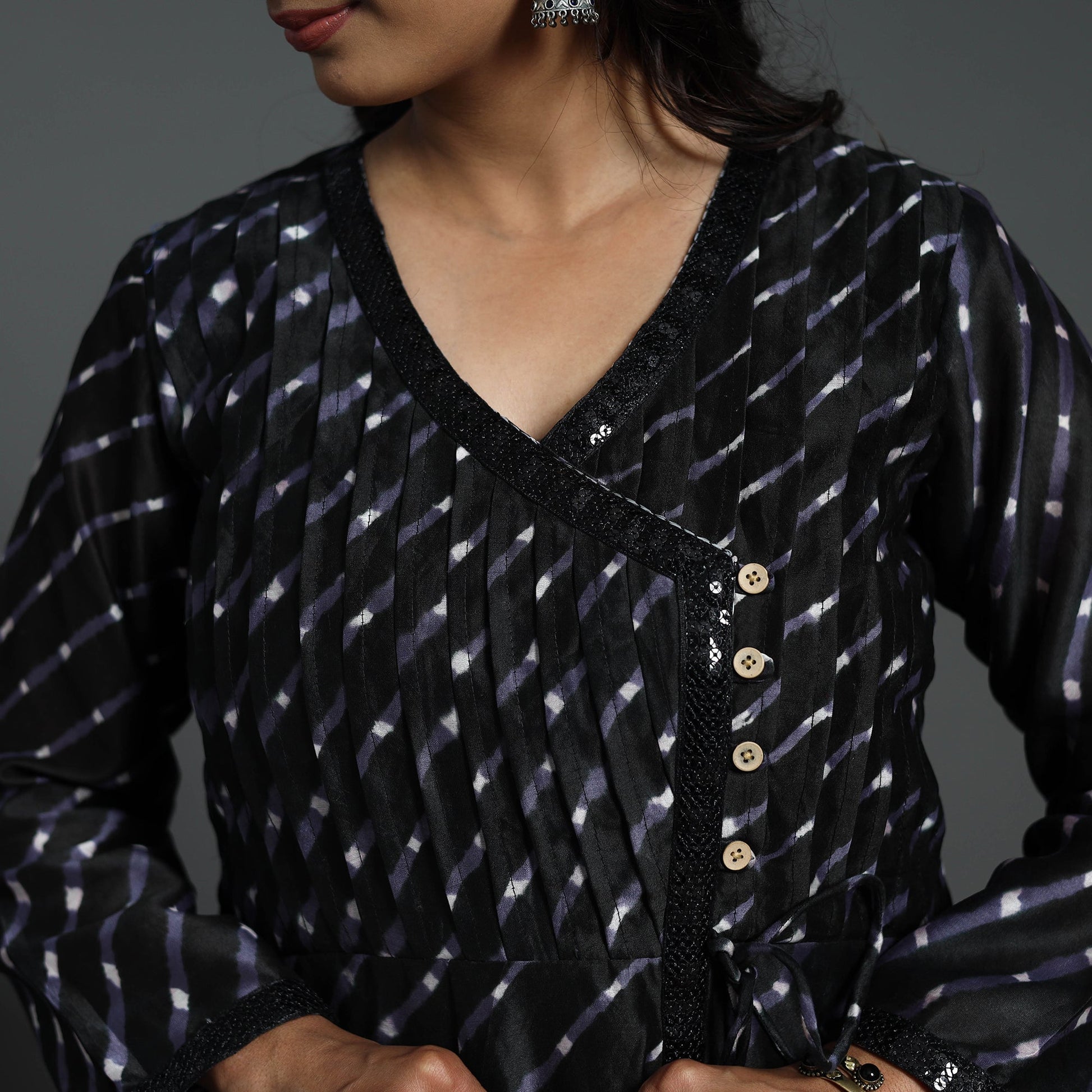 Black - Angrakha Handloom Chanderi Silk Tie-Dye Leheriya Kurta 02