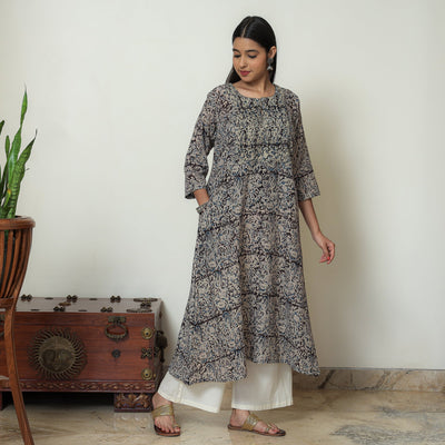 Black - Kalamkari Hand Block Printed Mul Cotton Pintuck A-Line Kurta 05