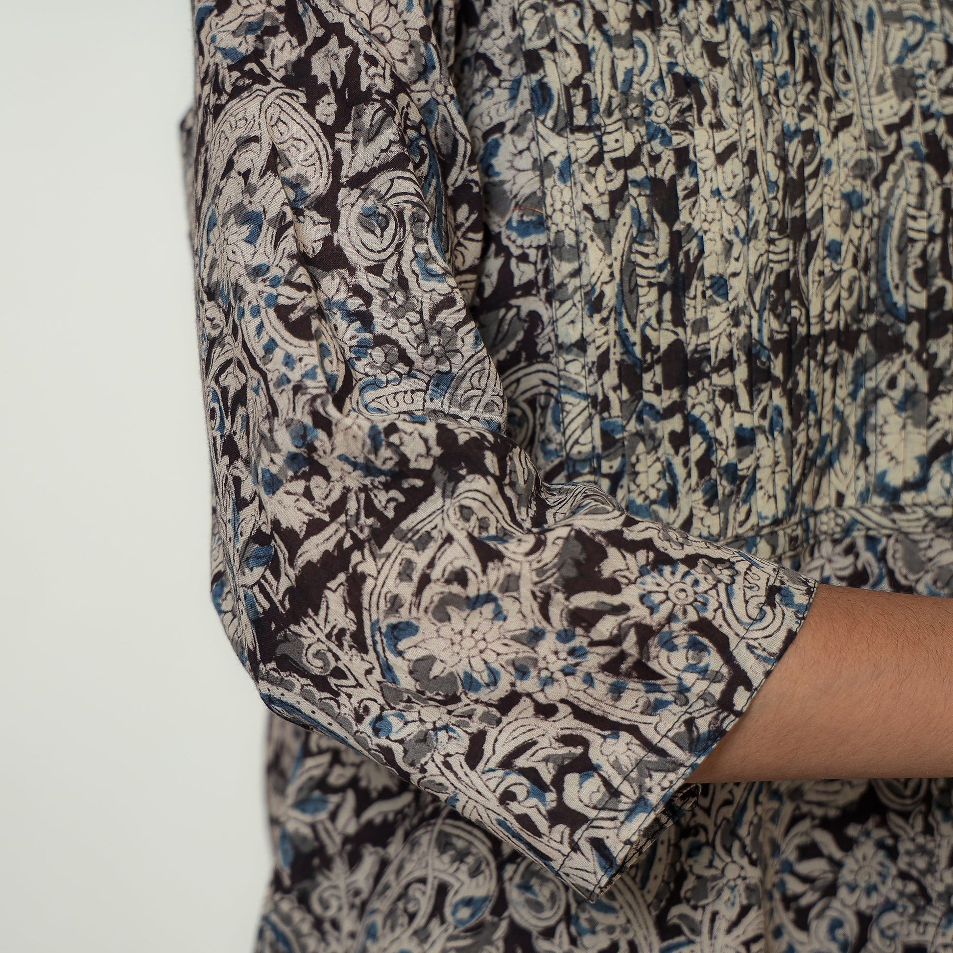 Black - Kalamkari Hand Block Printed Mul Cotton Pintuck A-Line Kurta 05