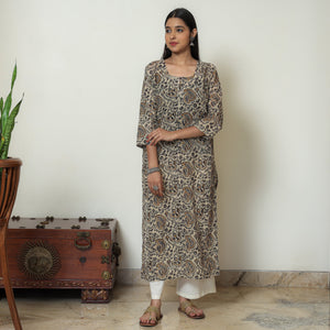 Beige - Kalamkari Hand Block Printed Mul Cotton Straight Kurta 08