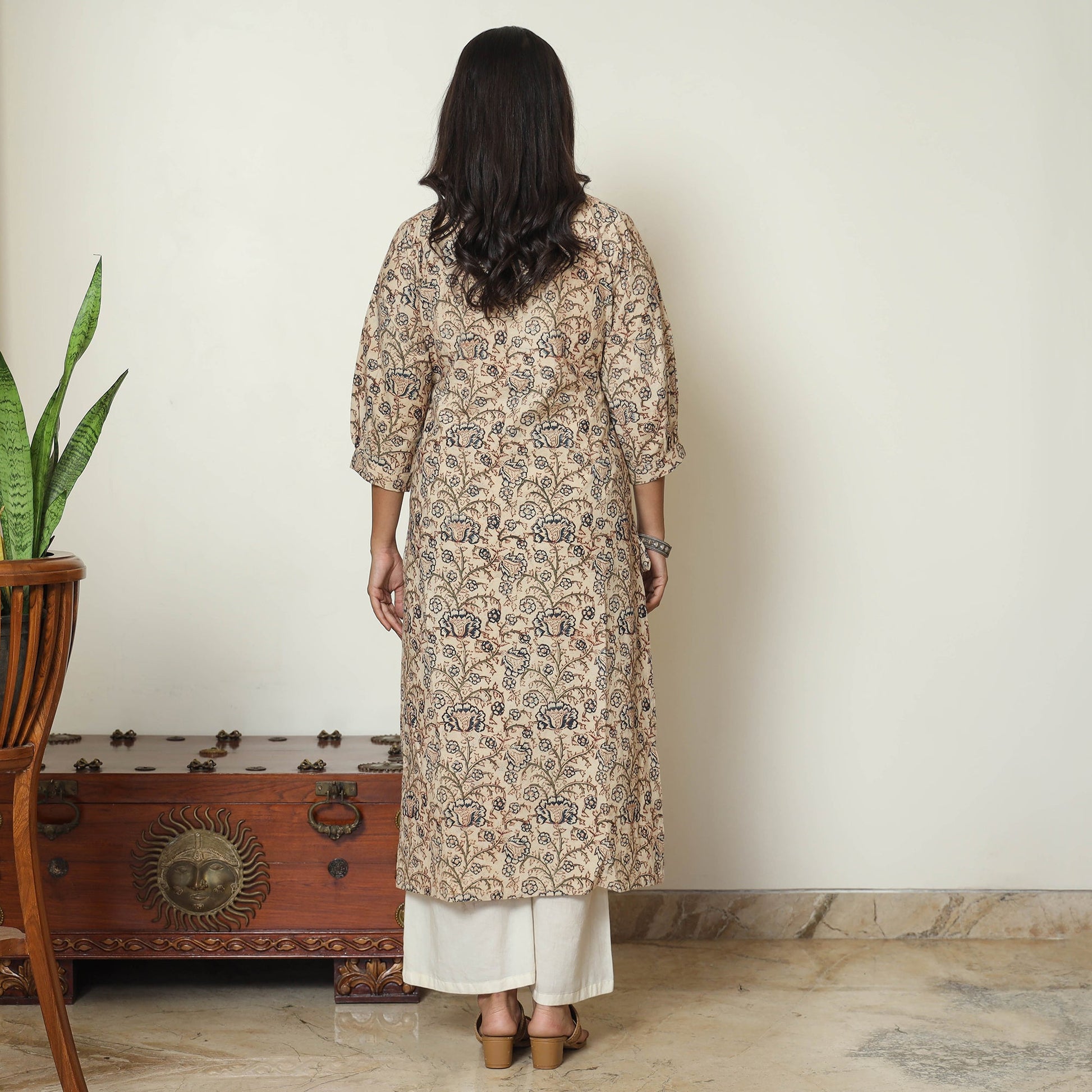 Beige - Pedana Kalamkari Hand Block Printed Cotton Pintuck Straight Kurta 08