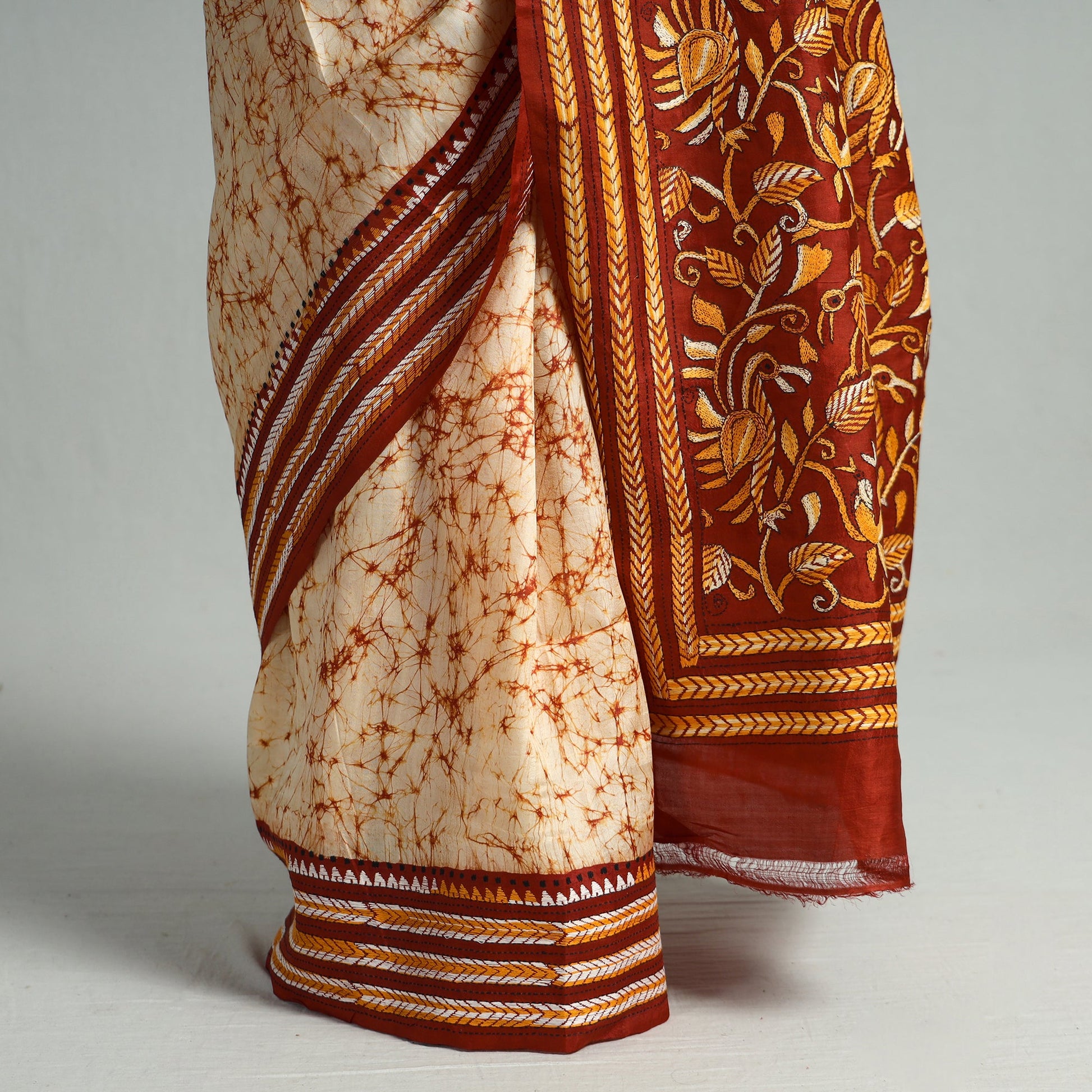 Beige - Kantha Embroidery Tussar Silk Handloom Batik Print Saree 129
