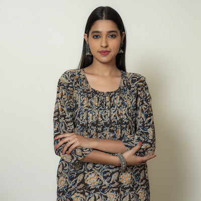 Black - Kalamkari Hand Block Printed Cotton Pintuck Straight Kurta 08