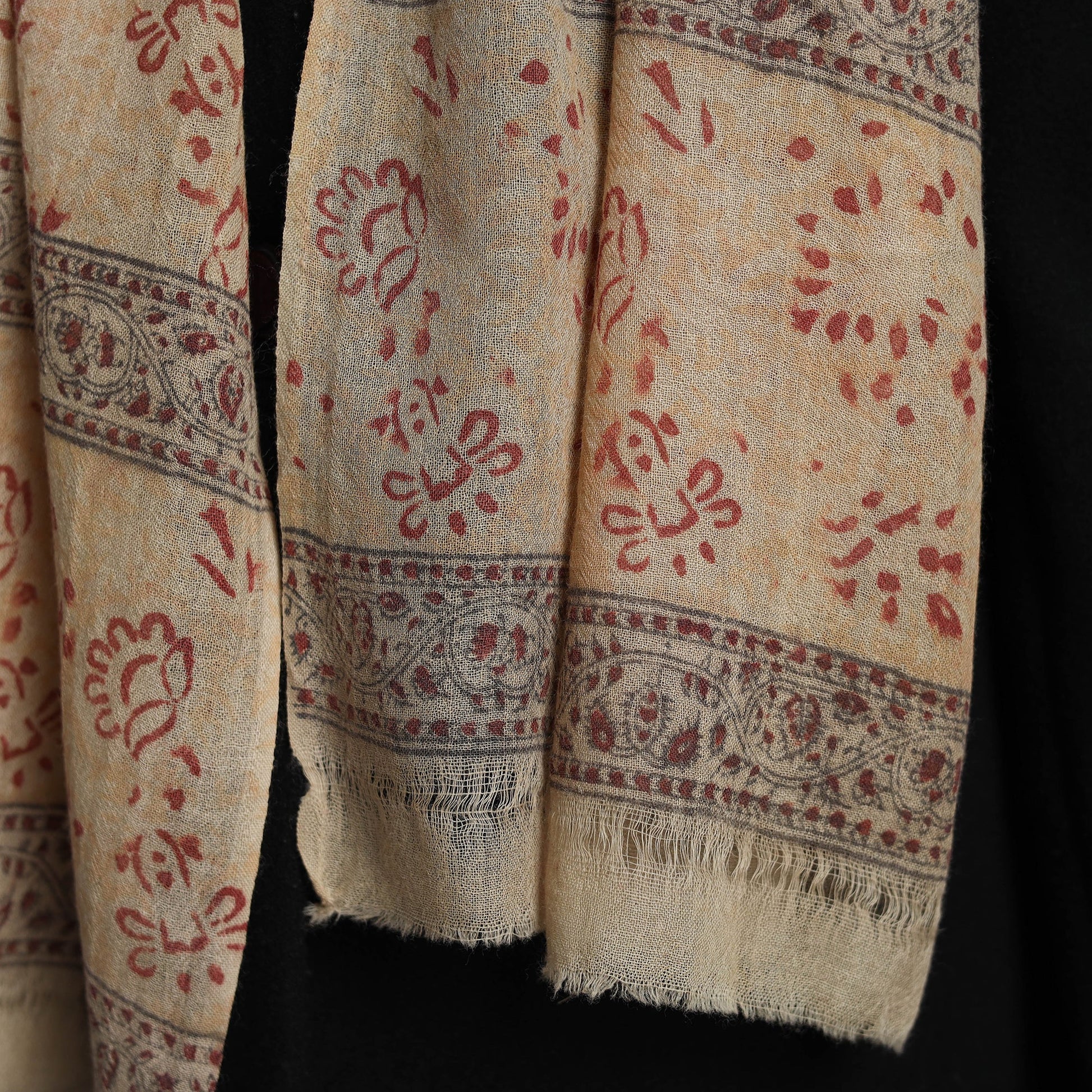 Beige - Block Print Pedana Kalamkari Wool Stole 01