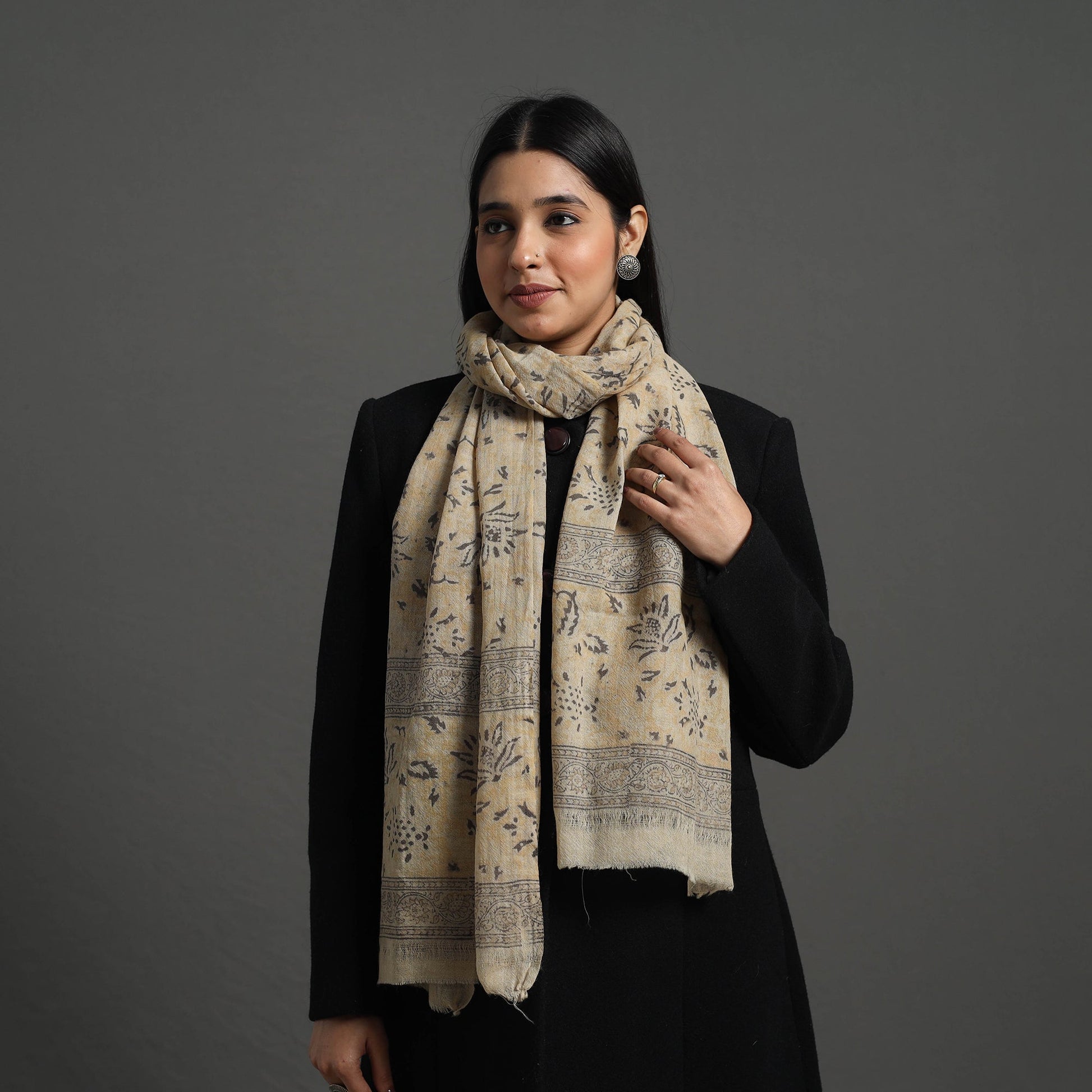 Beige  - Block Print Pedana Kalamkari Wool Stole 02
