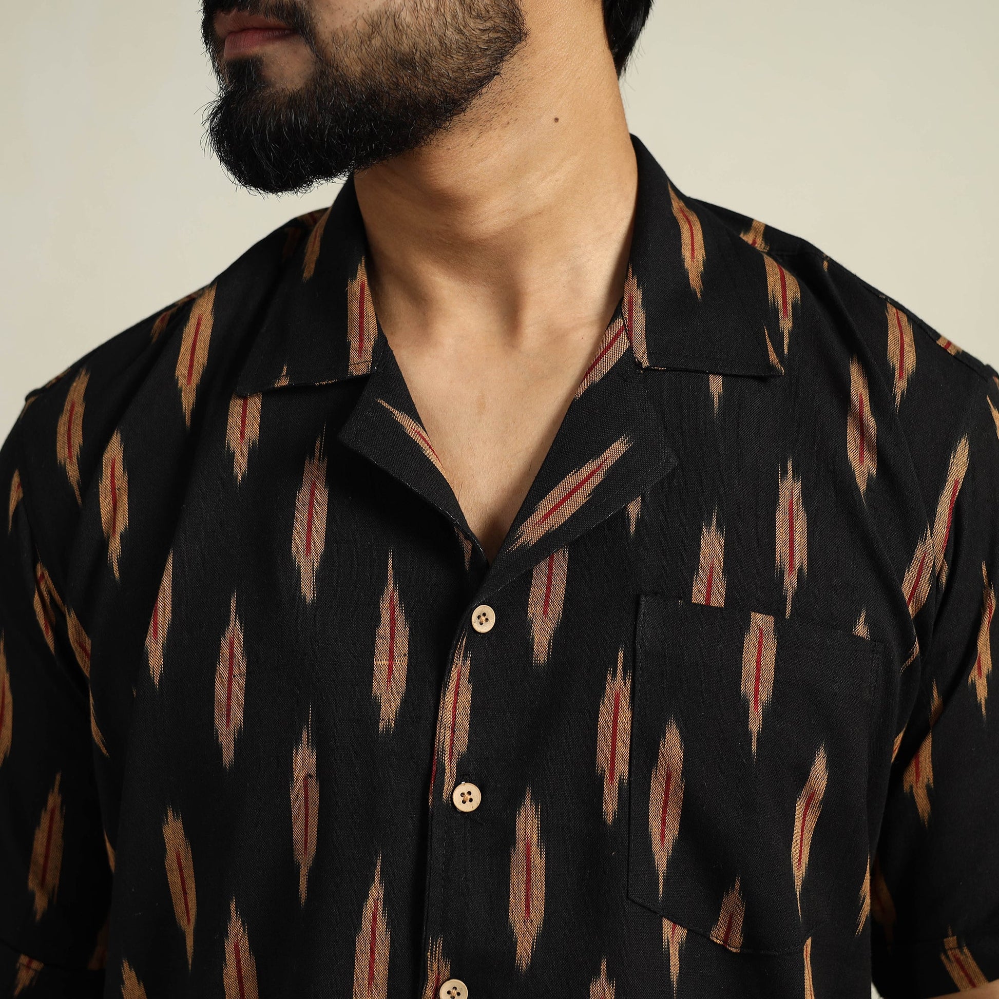 Black - Half Sleeve Men Cotton Pochampally Ikat Shirt 01
