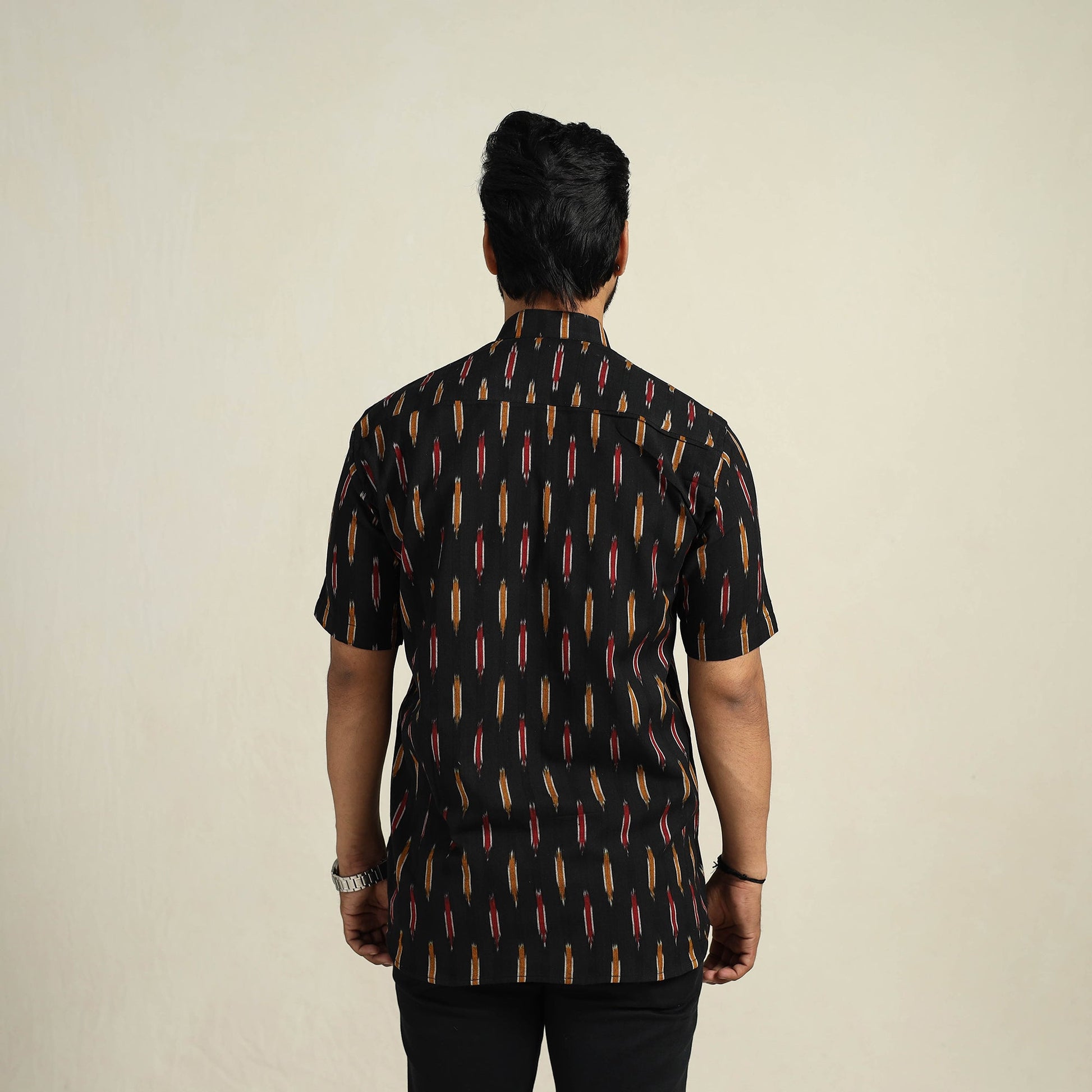 Black - Half Sleeve Men Cotton Pochampally Ikat Shirt 05