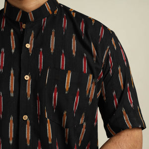 Black - Half Sleeve Men Cotton Pochampally Ikat Shirt 05
