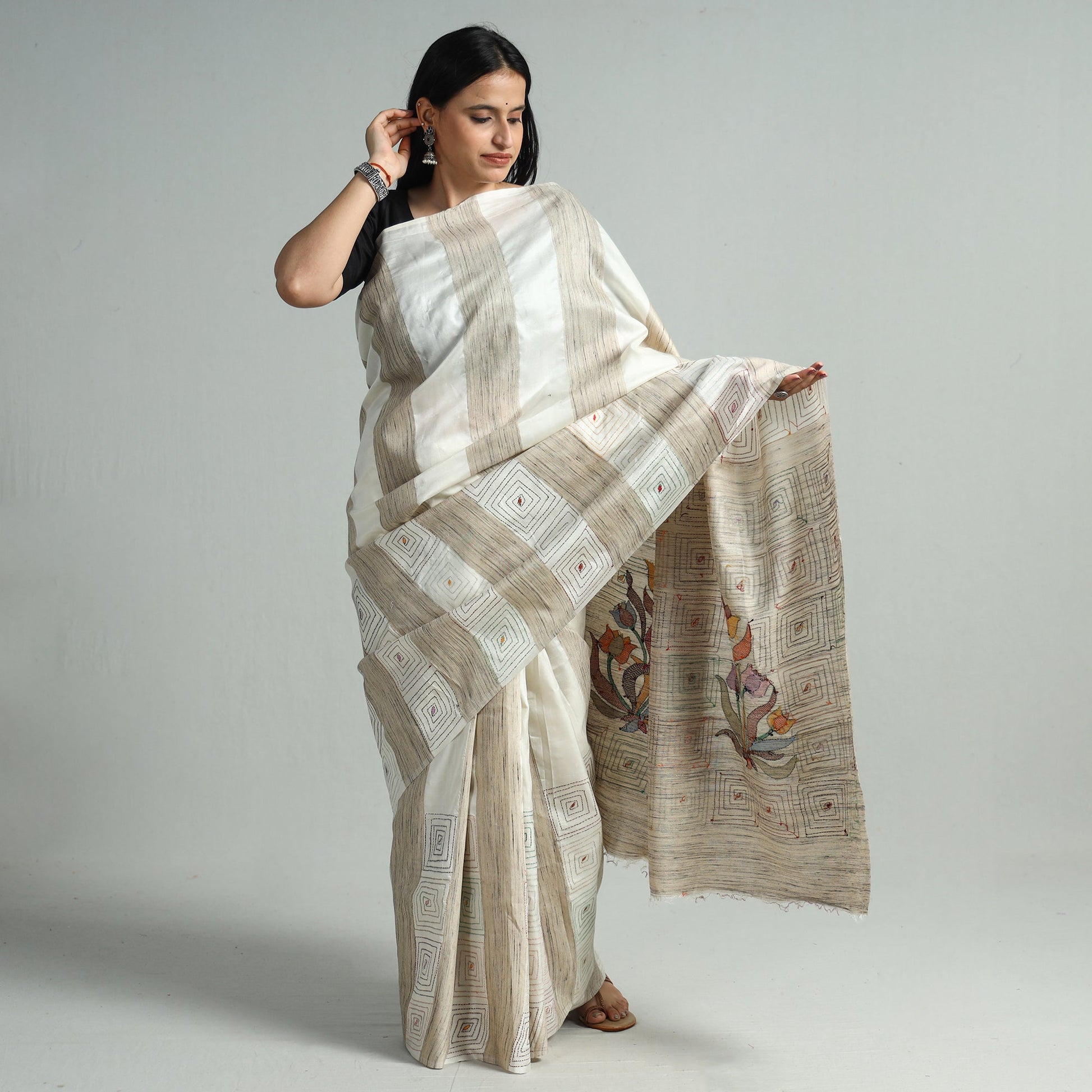 Beige - Bengal Kantha Hand Embroidery Pure Ghicha Silk Handloom Saree 136