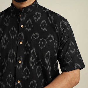 Black - Half Sleeve Men Cotton Pochampally Ikat Shirt 07