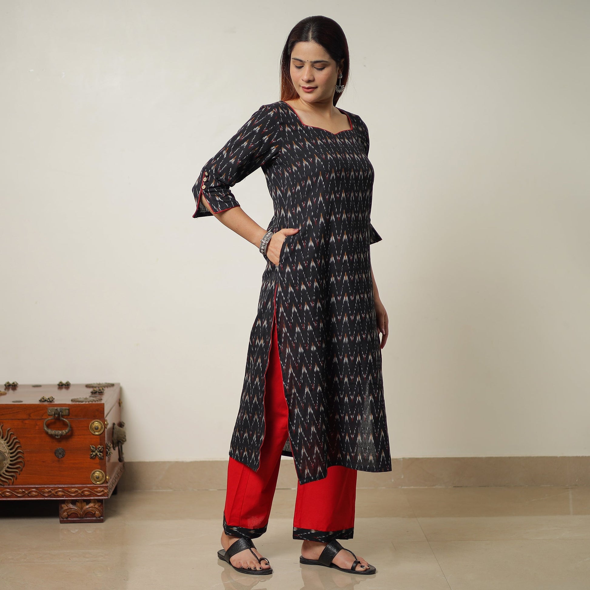 Black - Pochampally Ikat Weave Cotton Kurta with Palazzo & Dupatta Set 01