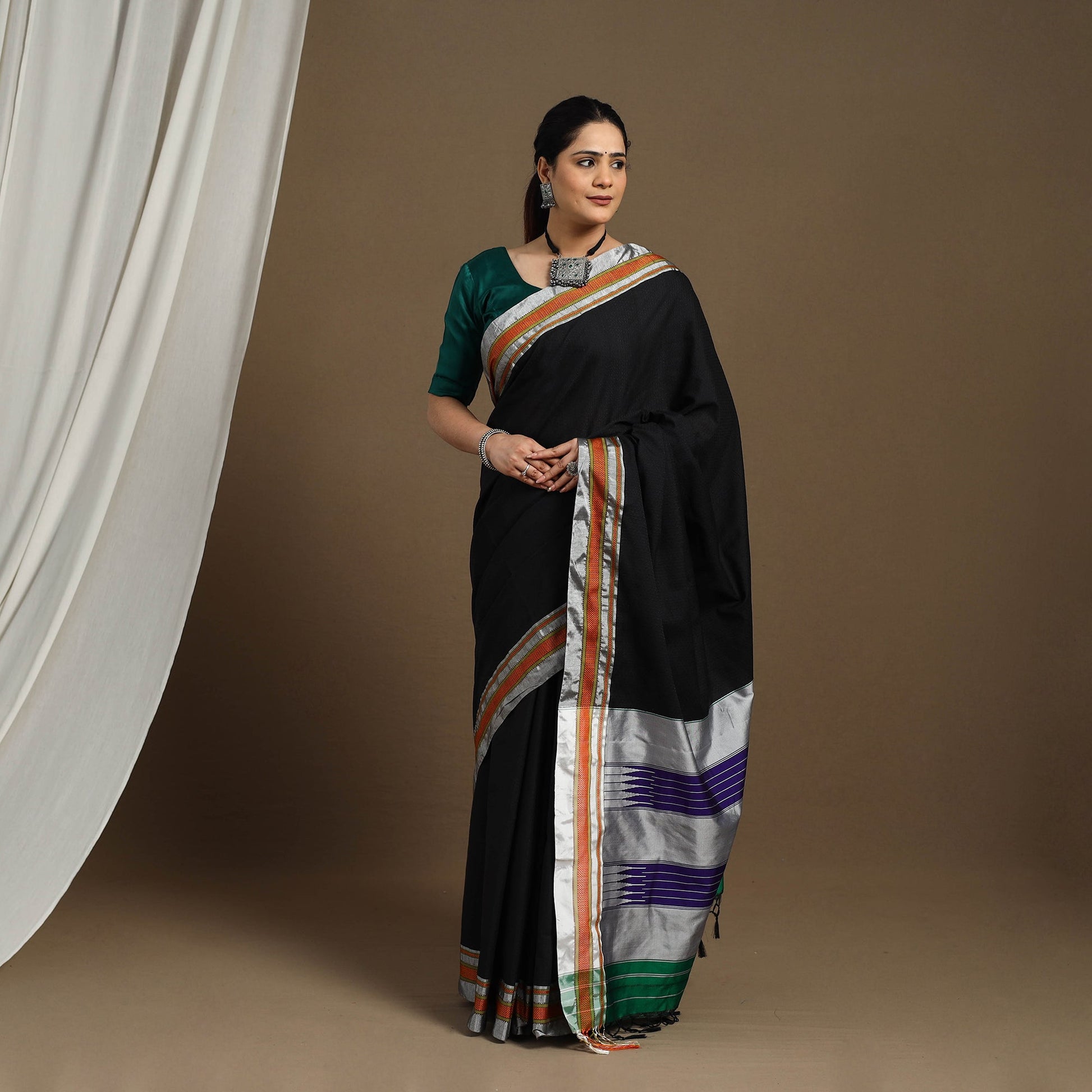 Black - Cotton Khun Saree with Chikki Paras Border 03