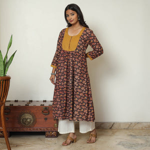 Black - Kalamkari Printed Cotton A-Line Kurta 32