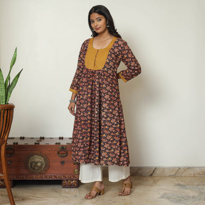 Black - Kalamkari Printed Cotton A-Line Kurta 32