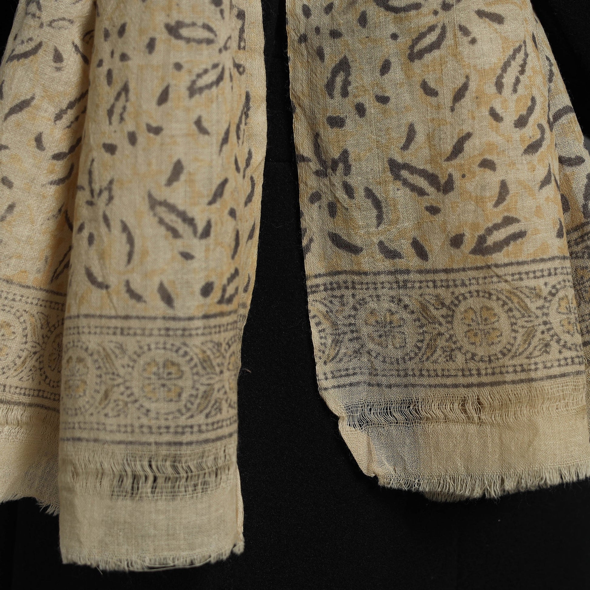 Beige - Block Print Pedana Kalamkari Wool Stole 32