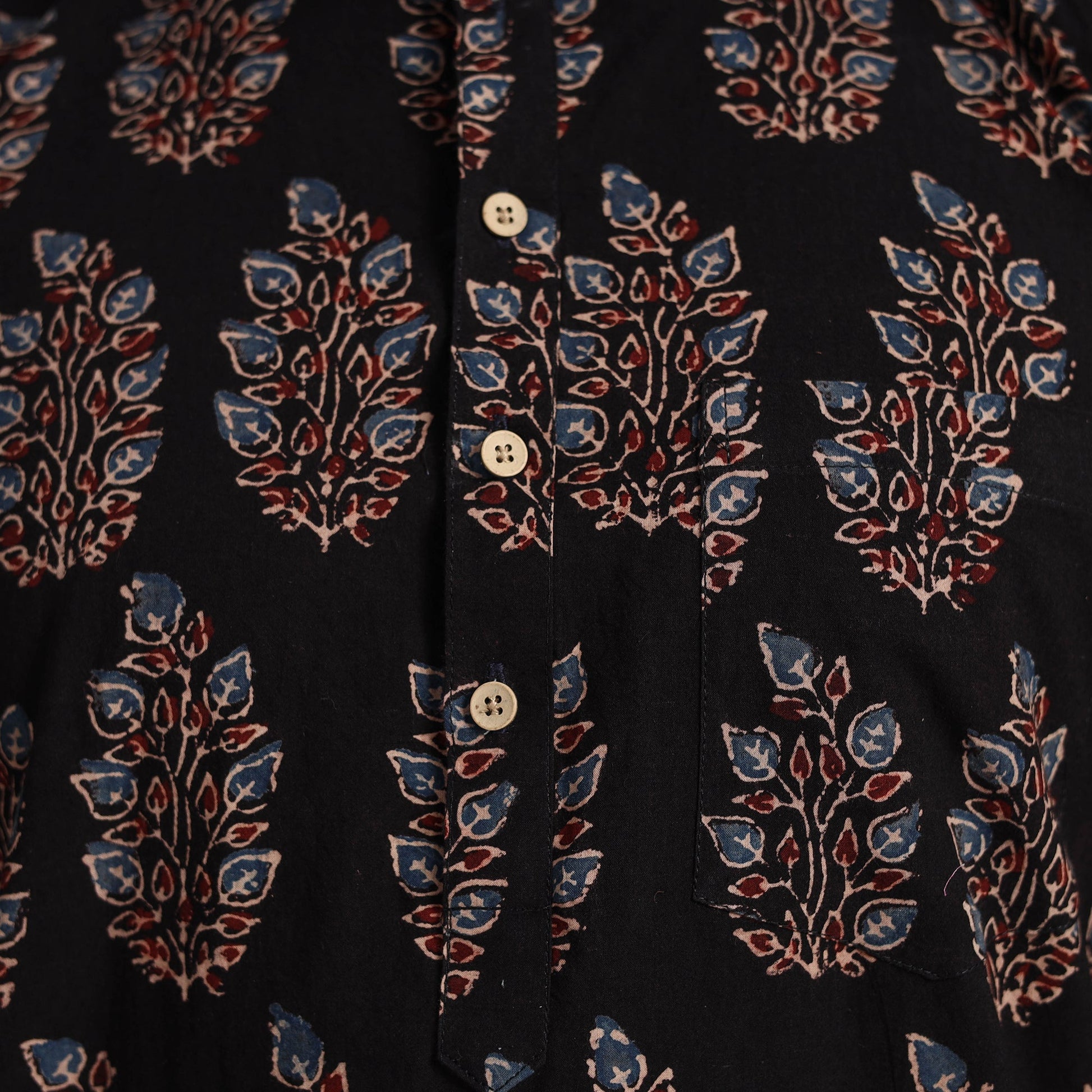 Ajrakh Block Printed Cotton Men Short Kurta 02