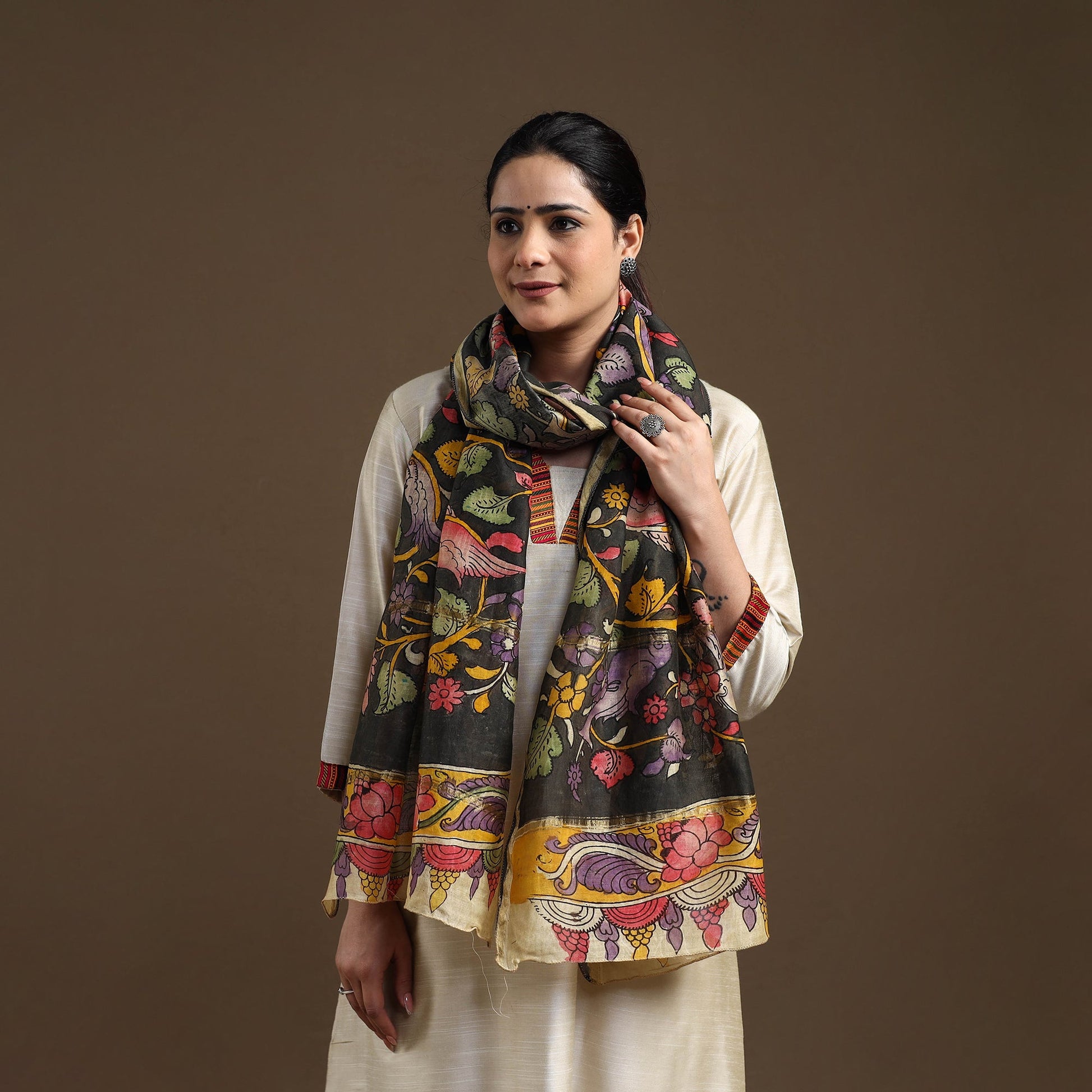 Black - Handpainted Chanderi Silk Pen Kalamkari Stole 03