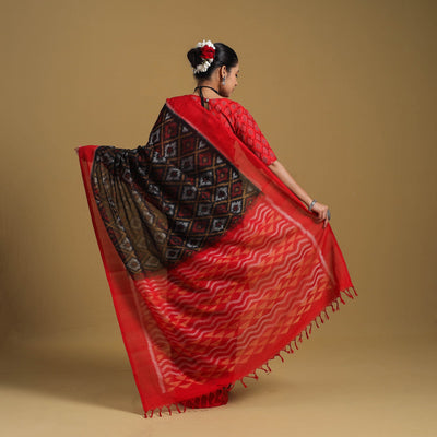 Black - Telia Rumal Handloom Cotton Pochampally Double Ikat Saree 13