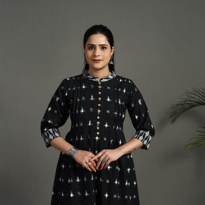Black - Handloom Cotton A-Line Pochampally Double Ikat Kurta 04
