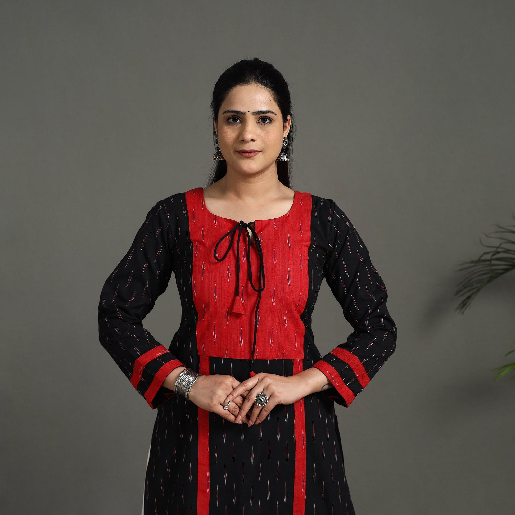 Black - Cotton Straight Pochampally Ikat Kurta 01