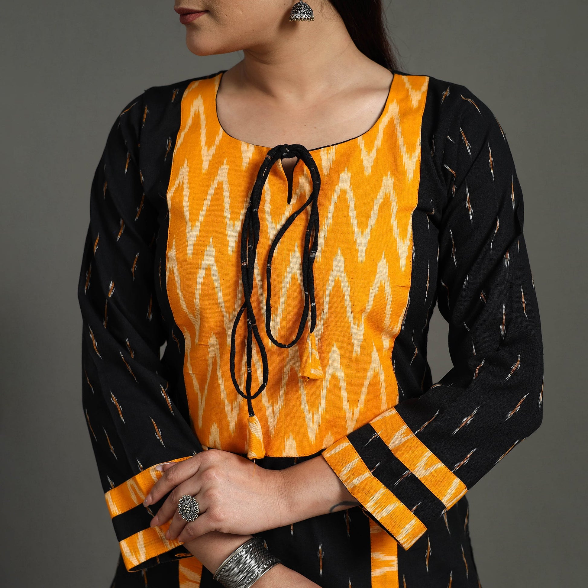 Black - Cotton Straight Pochampally Ikat Kurta 02