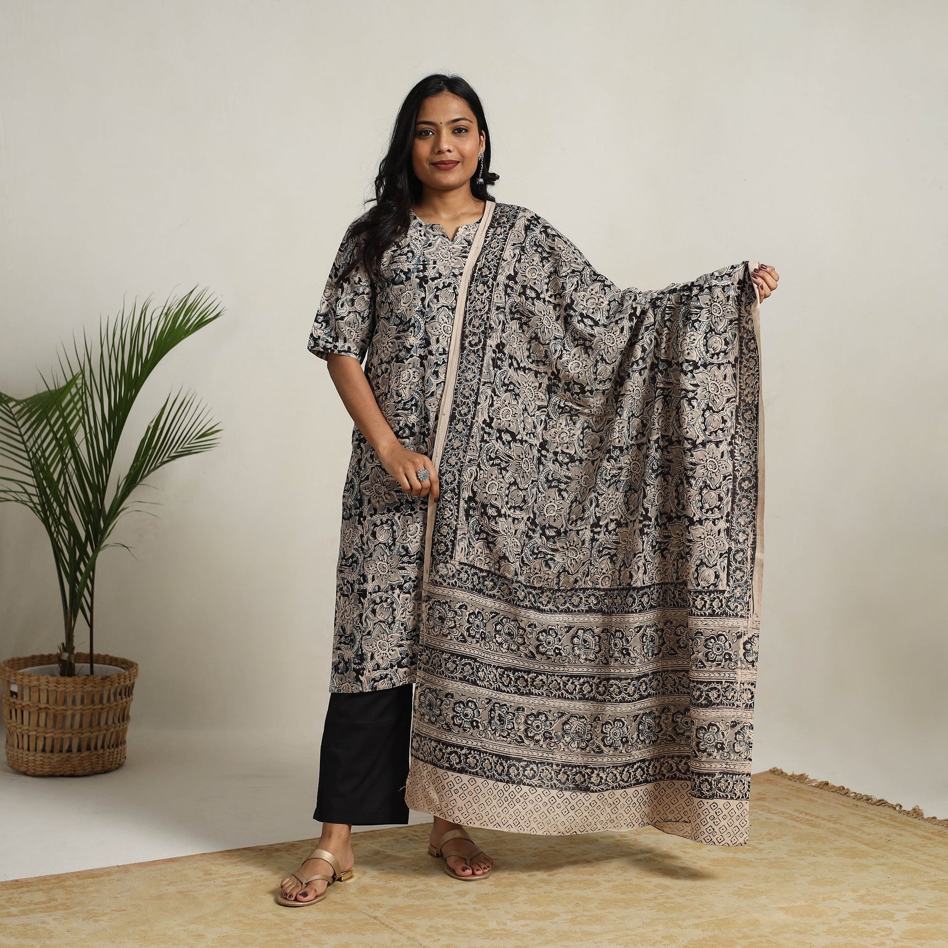 Black - Block Printed Cotton Kalamkari Kurta Set 07
