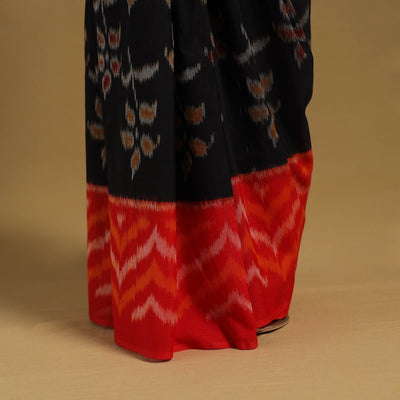 Black - Telia Rumal Handloom Cotton Pochampally Double Ikat Saree 17