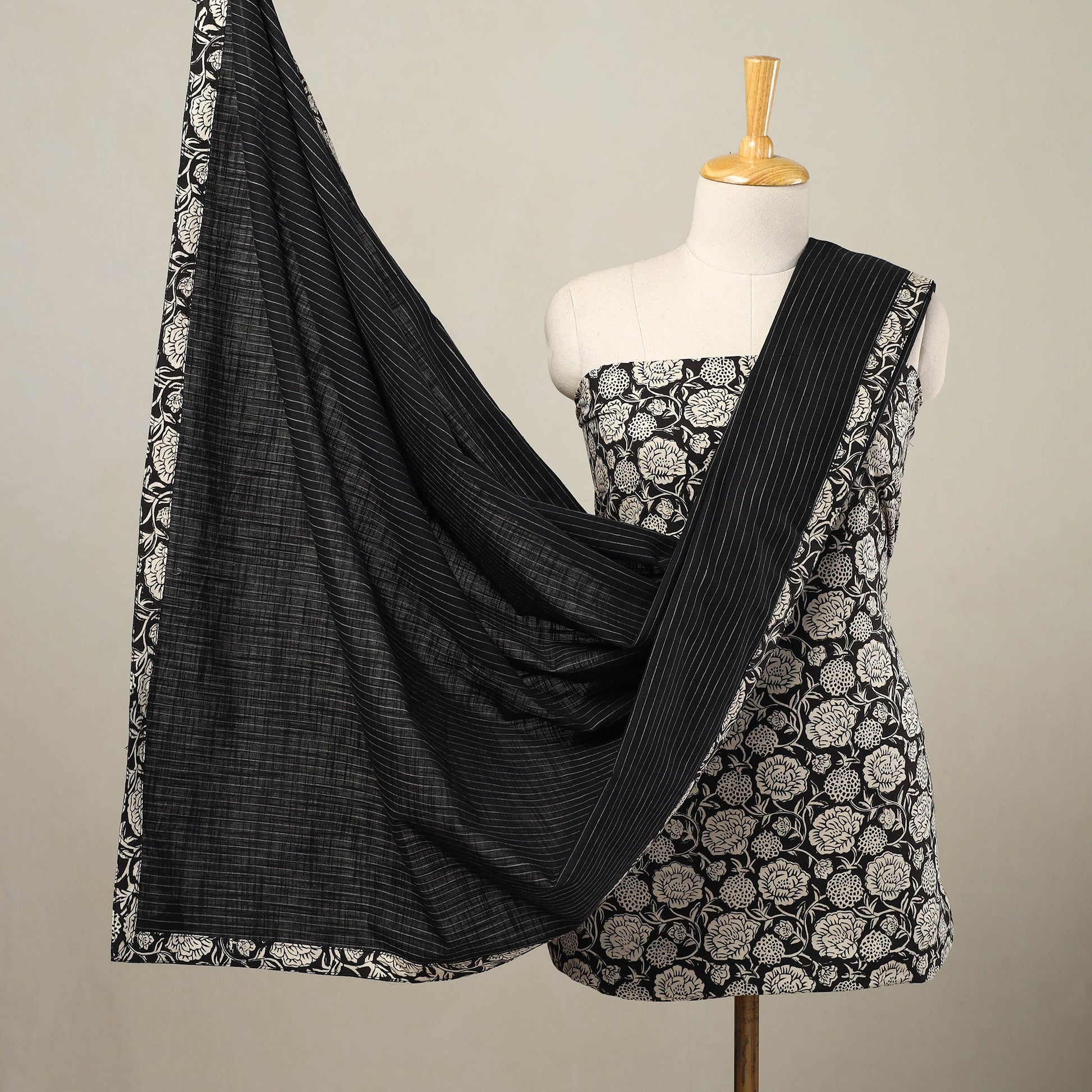 Black - 3pc Cotton Jahota Print Kurta with Jacquard Dupatta 05