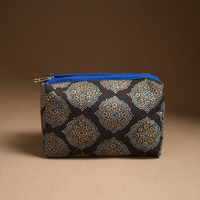 Black - Handmade Cotton Toiletry Pouch 03