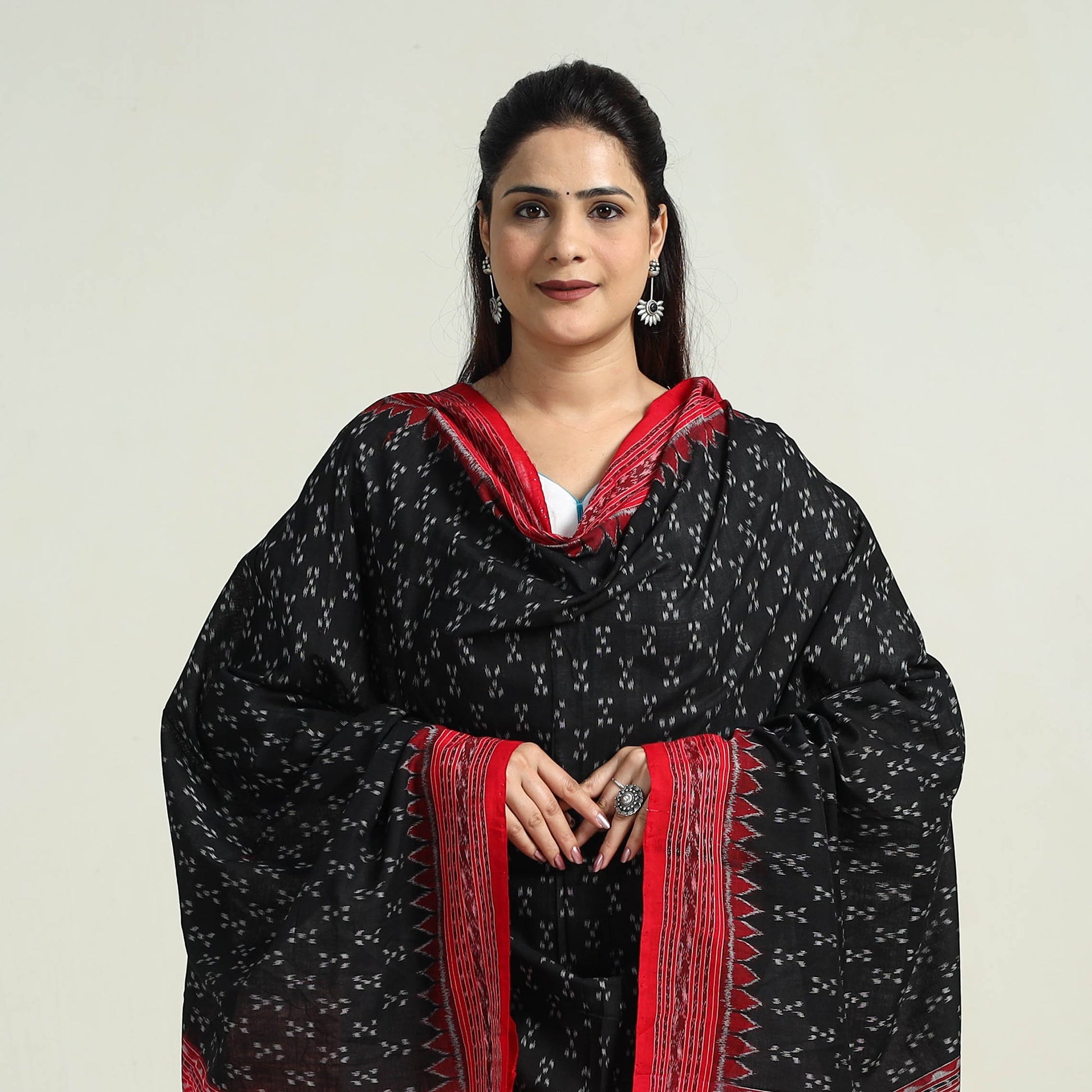 Black - Sambalpuri Ikat Weave Handloom Cotton Dupatta 16