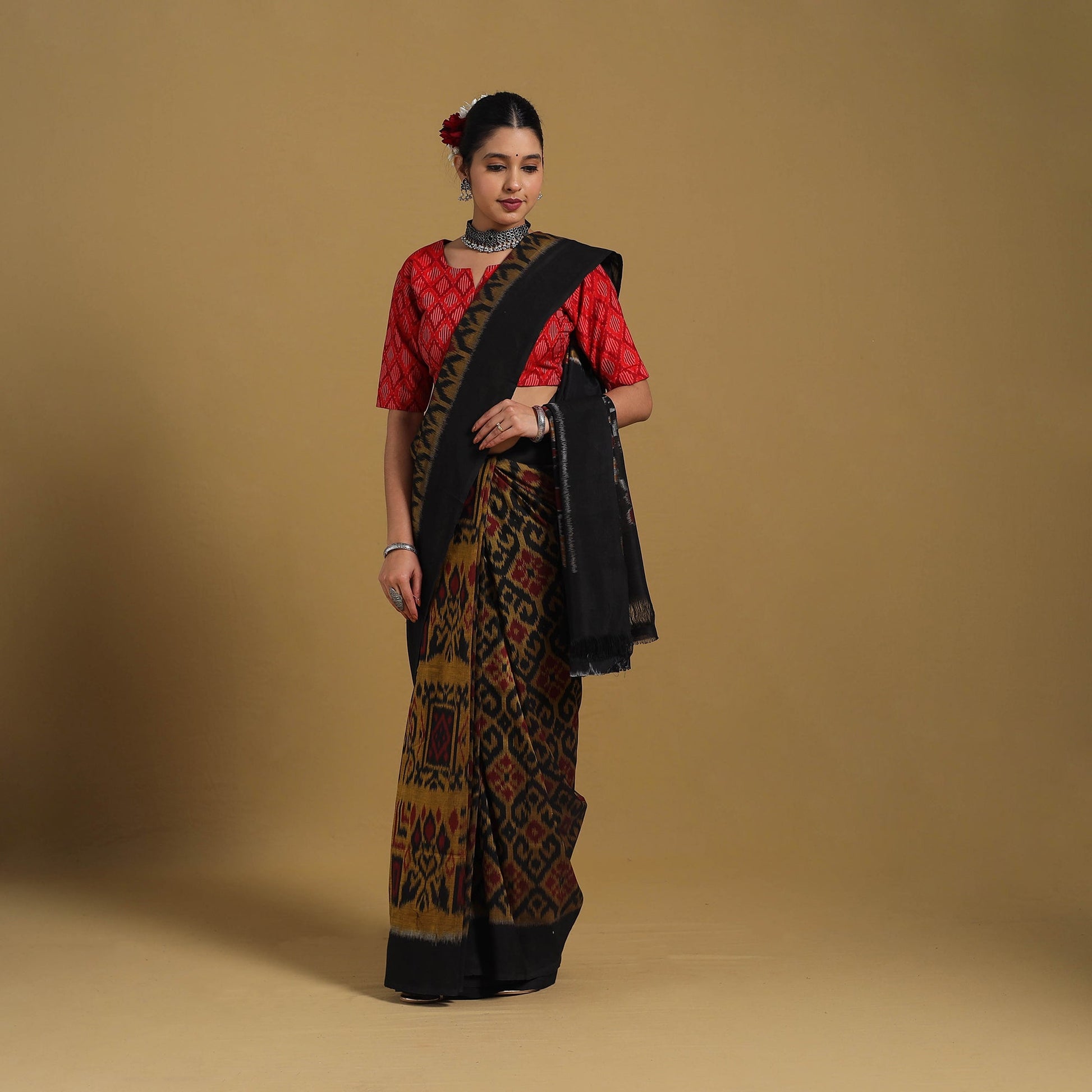 Black - Telia Rumal Handloom Cotton Pochampally Double Ikat Saree 01
