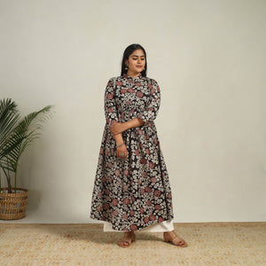 Black - Printed Cotton Flared Kalamkari Kurta 16