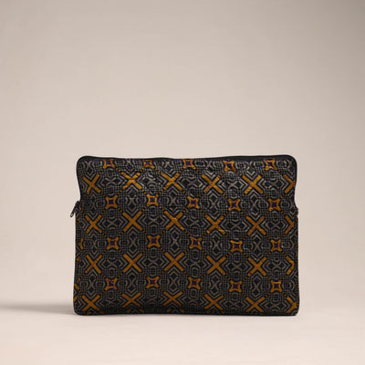 Black - Handcrafted Quilted Laptop Sleeve (11 x 16 in) 08
