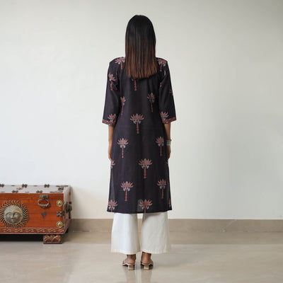 Black - Block Printed Cotton Straight Ajrakh Kurta 15