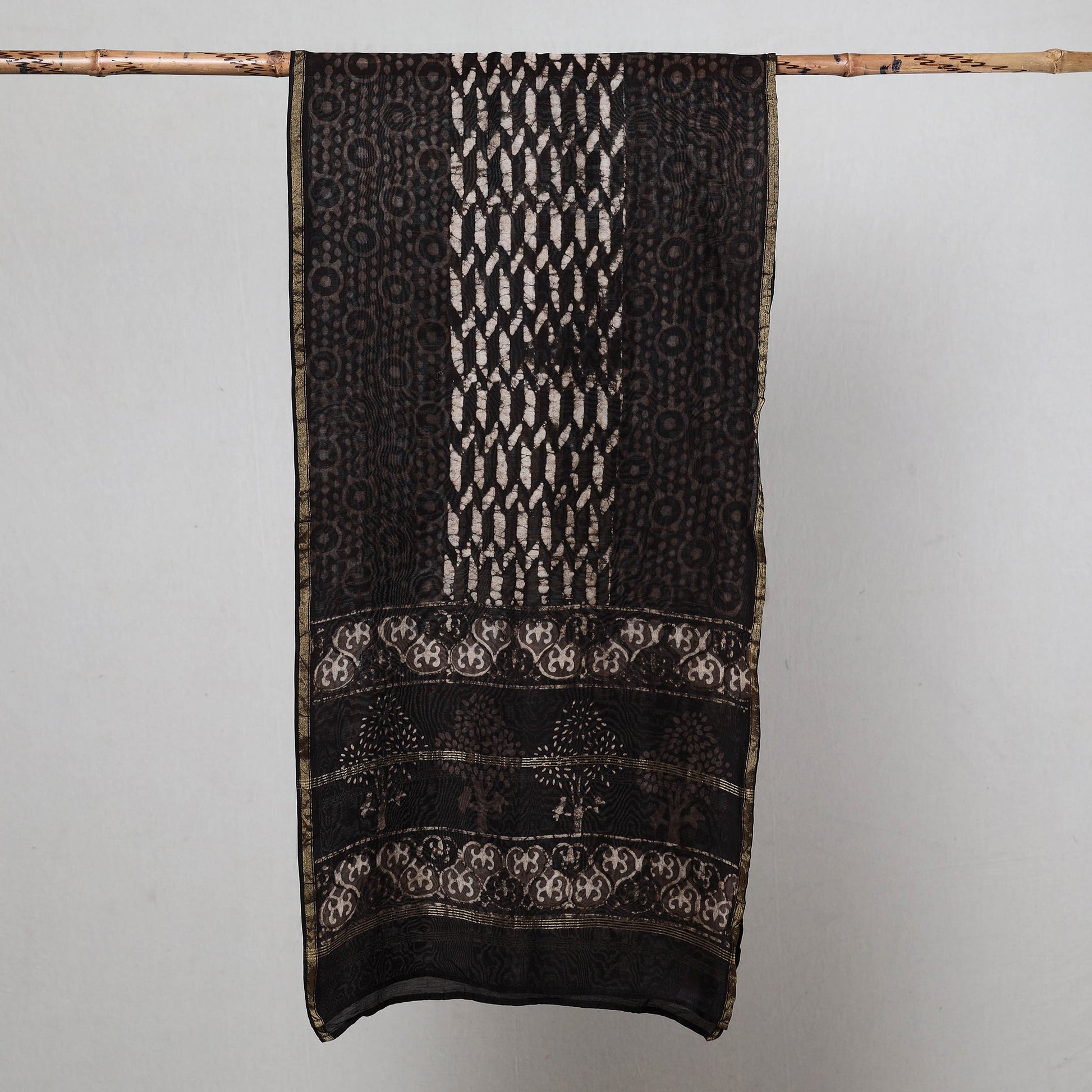 Black - Pipad Block Printed Chanderi Silk Handloom Stole
