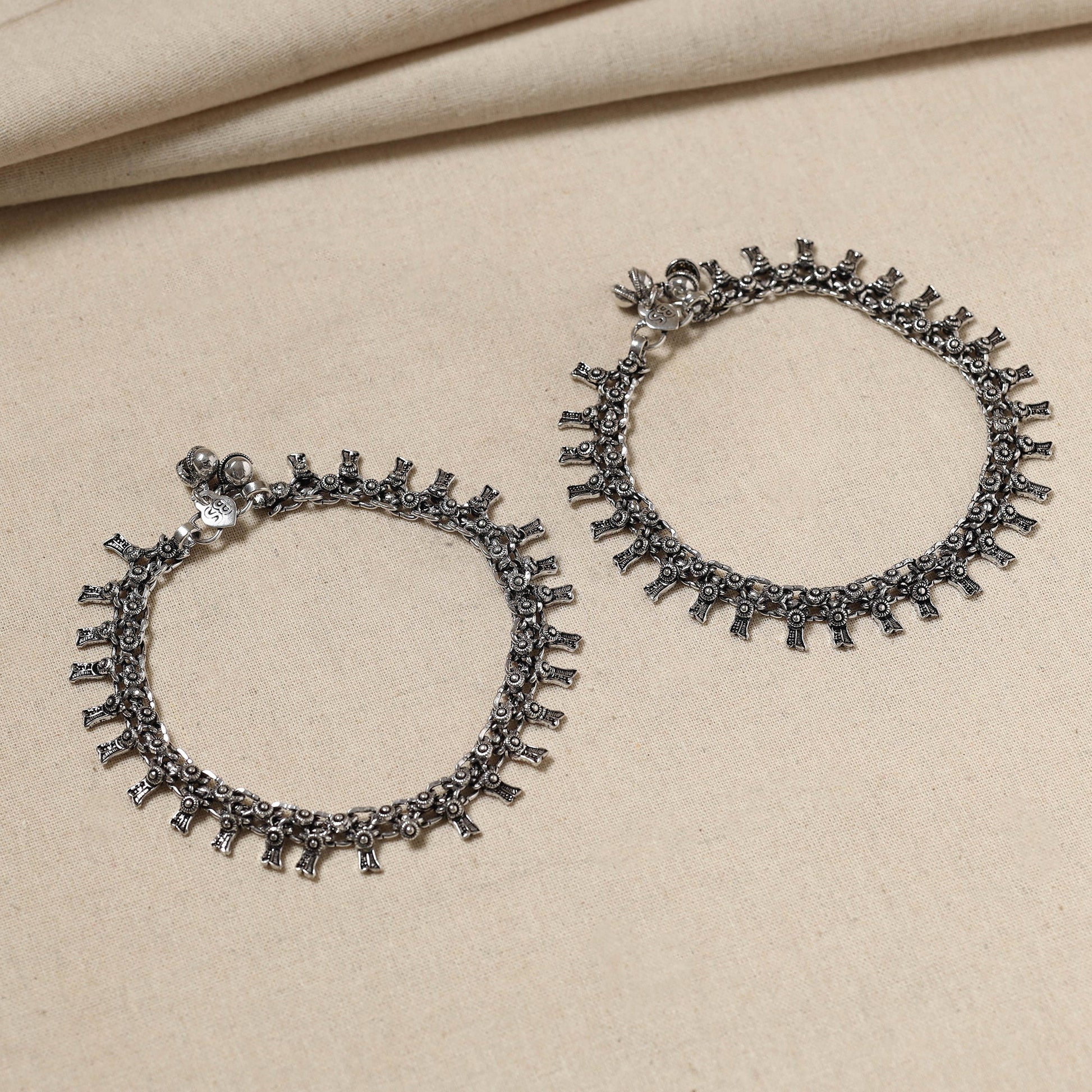 Antique Finish Oxidised German Silver Payal (pair)